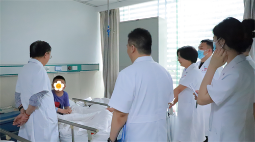 重庆惠民癫康医院_治疗癫痫除了吃药，日常护理也很重要？